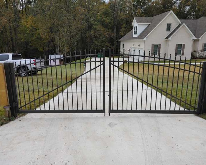 Estate style gate for house.