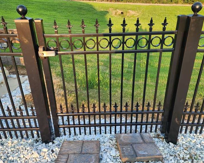 Decorative aluminum gate and fence.